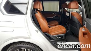 BMW X7 xDrive 40i M Sport 6인승 2021 года из Южной Кореи