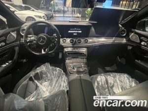 Mercedes-Benz CLS-Class AMG CLS53 4MATIC+ 2023 года из Южной Кореи