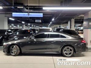 Mercedes-Benz CLS-Class CLS300d AMG Line 2020 года из Южной Кореи