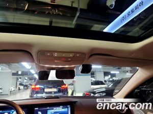 Mercedes-Benz CLS-Class CLS300d AMG Line 2020 года из Южной Кореи