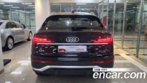 Audi Q5 40 TDI 4WD Premium Sportback 2023 года из Южной Кореи