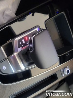 Audi Q5 40 TDI 4WD Premium Sportback 2023 года из Южной Кореи