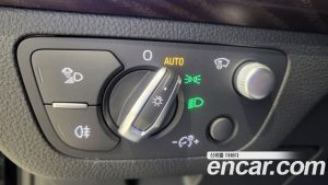 Audi Q5 40 TDI 4WD Premium Sportback 2023 года из Южной Кореи