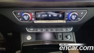 Audi Q5 40 TDI 4WD Premium Sportback 2023 года из Южной Кореи