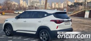 Kia Seltos Дизель 1.6 2WD 2020 года из Южной Кореи