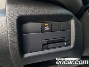 Citroen-DS C5 Aircross 1.5 BlueHDi FEEL 2020 года из Южной Кореи