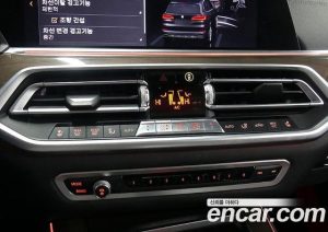 BMW X5 xDrive 30d xLine 2020 года из Южной Кореи