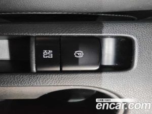 Kia Seltos Бензин 1.6 Turbo 2WD 2020 года из Южной Кореи