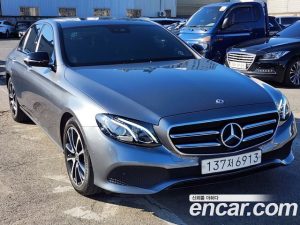 Mercedes-Benz E-Class E250 Avantgarde 2020 года из Южной Кореи