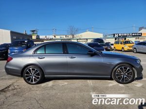 Mercedes-Benz E-Class E250 Avantgarde 2020 года из Южной Кореи