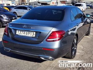 Mercedes-Benz E-Class E250 Avantgarde 2020 года из Южной Кореи