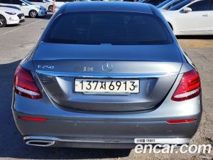 Mercedes-Benz E-Class E250 Avantgarde 2020 года из Южной Кореи