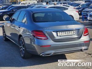 Mercedes-Benz E-Class E250 Avantgarde 2020 года из Южной Кореи