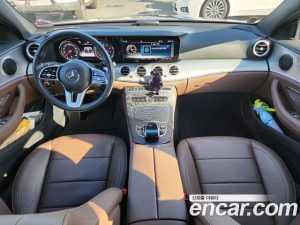 Mercedes-Benz E-Class E250 Avantgarde 2020 года из Южной Кореи