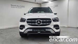Mercedes-Benz GLE-Class GLE300d 4MATIC 2023 года из Южной Кореи