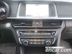 Kia K5 2.0 2020 года из Южной Кореи