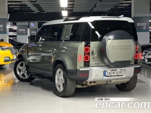 Land Rover Defender 110 D240 SE 2020 года из Южной Кореи