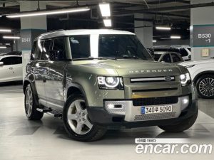 Land Rover Defender 110 D240 SE 2020 года из Южной Кореи