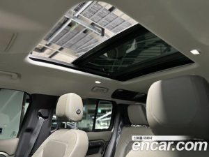 Land Rover Defender 110 D240 SE 2020 года из Южной Кореи