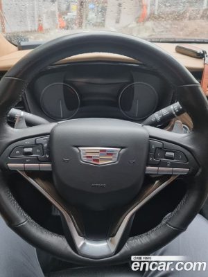 Cadillac XT6 3.6 Sport 2020 года из Южной Кореи