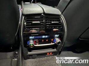 BMW 5-Series 530e M Sport 2021 года из Южной Кореи