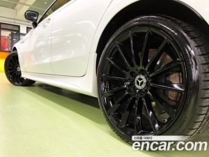 Mercedes-Benz CLS-Class CLS450 4MATIC AMG Line 2021 года из Южной Кореи