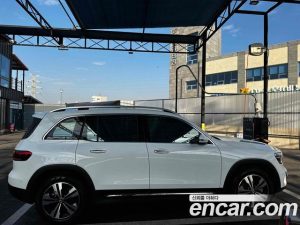 Mercedes-Benz GLB-Class GLB200 d 2023 года из Южной Кореи