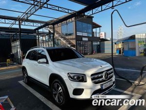 Mercedes-Benz GLB-Class GLB200 d 2023 года из Южной Кореи