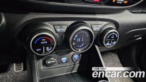 Hyundai Venue 1.6 Modern 2020 года из Южной Кореи