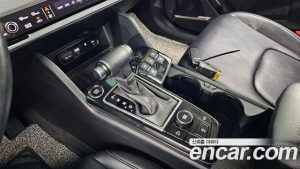 Kia Sportage Дизель 2.0 2WD 2022 года из Южной Кореи