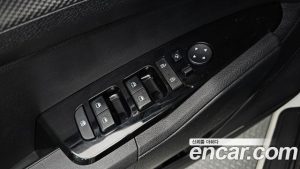Kia Sportage Дизель 2.0 2WD 2022 года из Южной Кореи