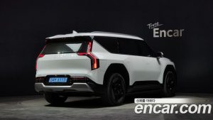 Kia EV9 Earth 4WD 2024 года из Южной Кореи