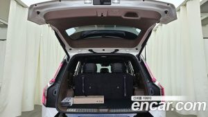 Kia EV9 Earth 4WD 2024 года из Южной Кореи