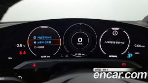 Porsche Taycan Base 2023 года из Южной Кореи