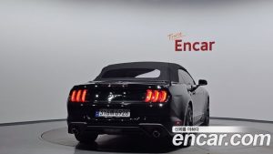 Ford Mustang Cabriolet 2023 года из Южной Кореи