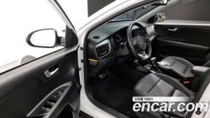 Kia Stonic 1.4 2020 года из Южной Кореи