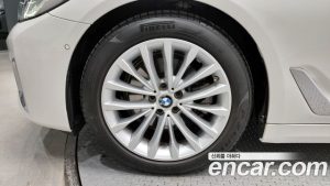 BMW 5-Series 520i Luxury 2021 года из Южной Кореи
