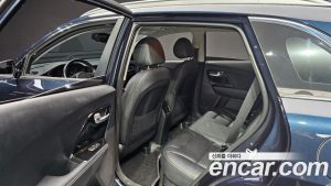 Kia Niro 1.6 HEV 2021 года из Южной Кореи
