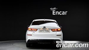 Kia K5 2.0 2020 года из Южной Кореи