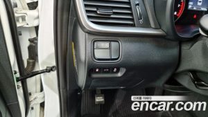 Kia K5 2.0 2020 года из Южной Кореи