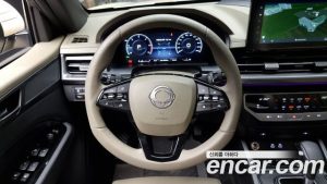 Ssangyong Rexton Дизель 2.2 2WD 2024 года из Южной Кореи