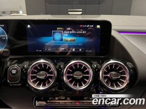 Mercedes-Benz EQA EQA250 AMG LINE 2023 года из Южной Кореи