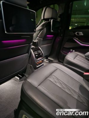 BMW X7 xDrive 40i M Sport 6인승 2021 года из Южной Кореи