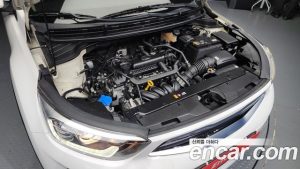 Kia Stonic 1.4 2020 года из Южной Кореи