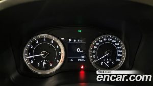 Hyundai Venue 1.6 Flux 2020 года из Южной Кореи
