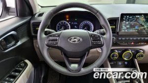 Hyundai Venue 1.6 Flux 2020 года из Южной Кореи