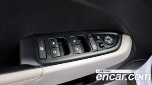 Hyundai Venue 1.6 Flux 2020 года из Южной Кореи