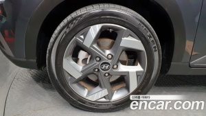 Hyundai Venue 1.6 Flux 2021 года из Южной Кореи