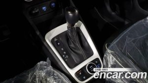 Hyundai Venue 1.6 Flux 2021 года из Южной Кореи