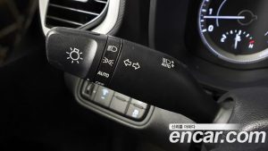 Hyundai Venue 1.6 Flux 2021 года из Южной Кореи